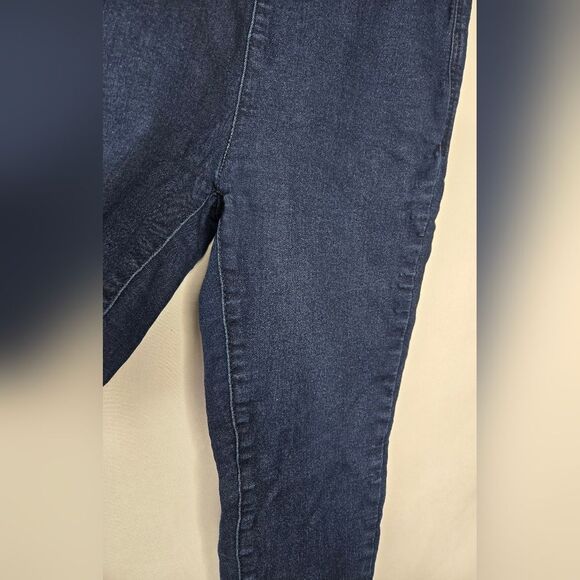 Free People Women's Pull-on Stretch Blue Jeans Distressed Hems Size 28 - Picture 4 of 11
